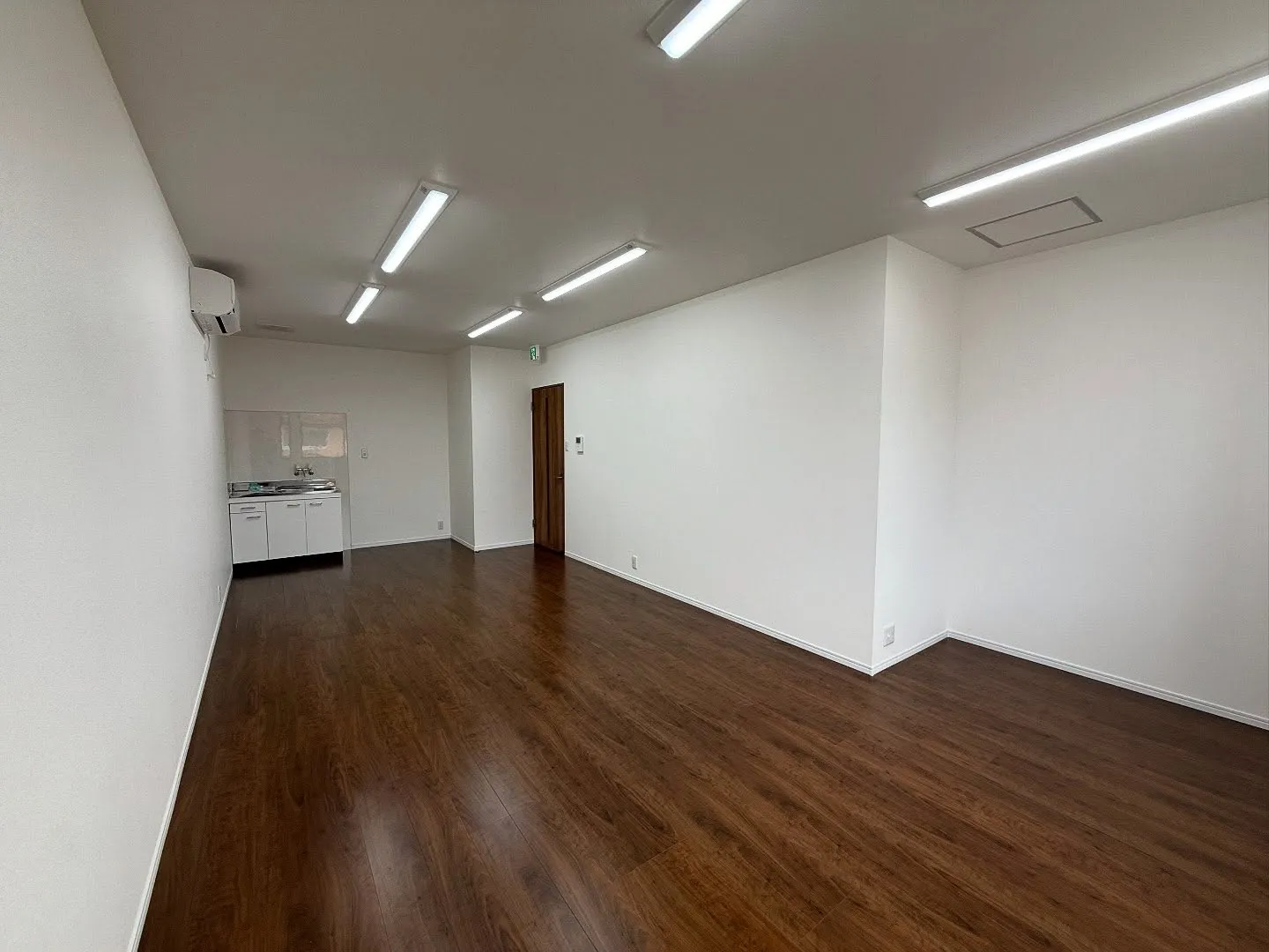 堺市中区深阪倉庫付き事務所完成しています！