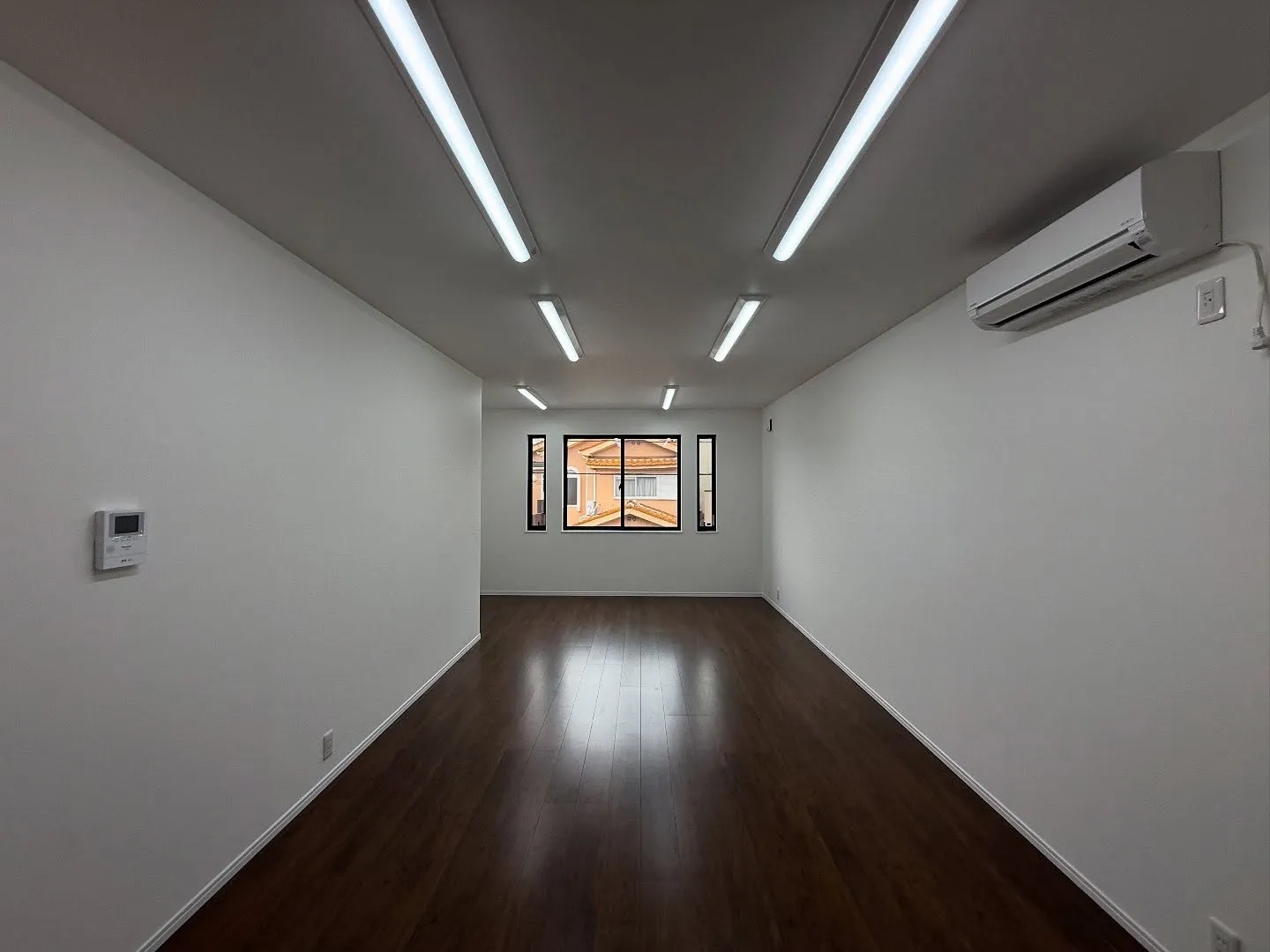 堺市中区深阪倉庫付き事務所完成しています！