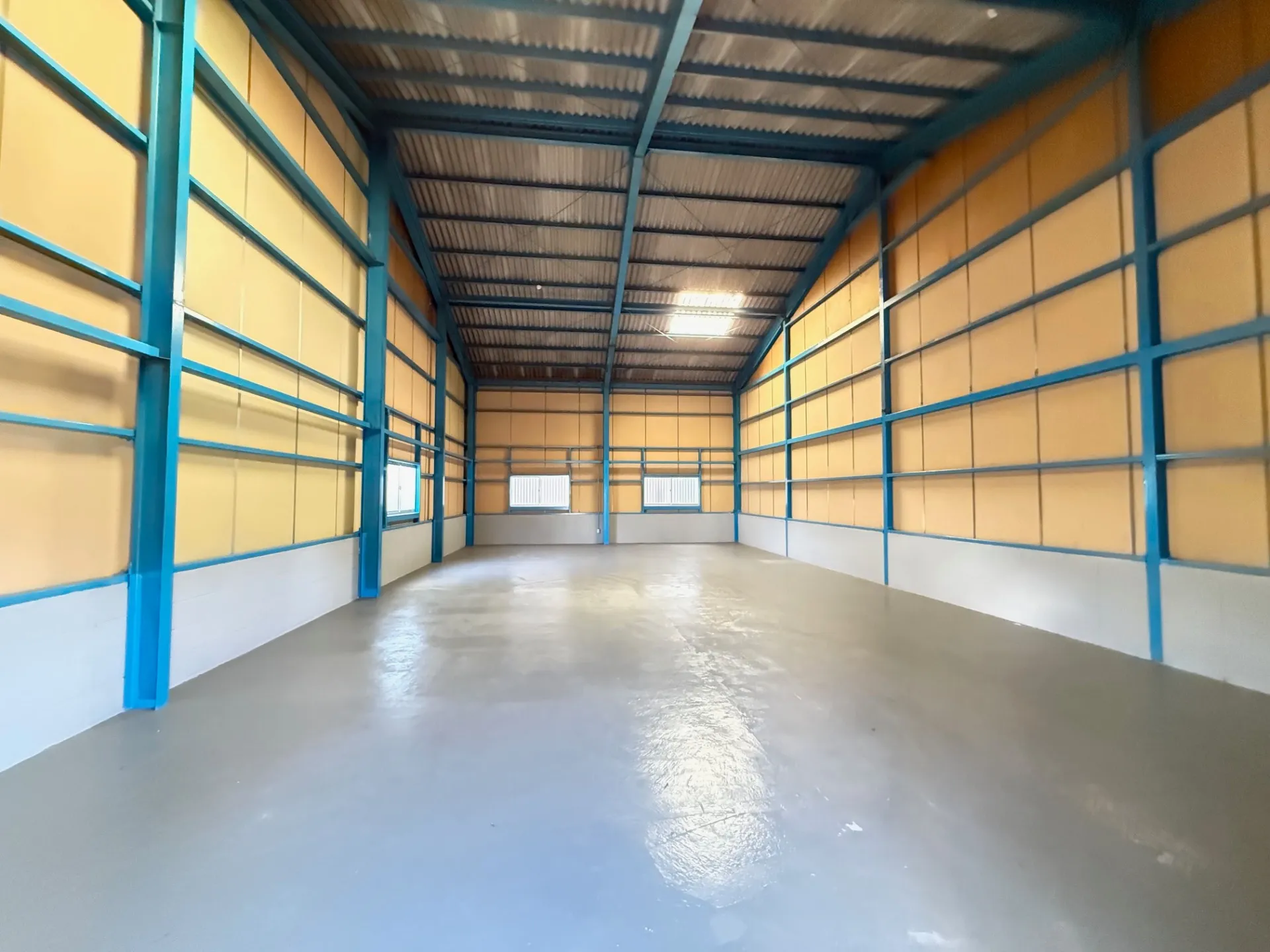 売倉庫　堺市北区北花田