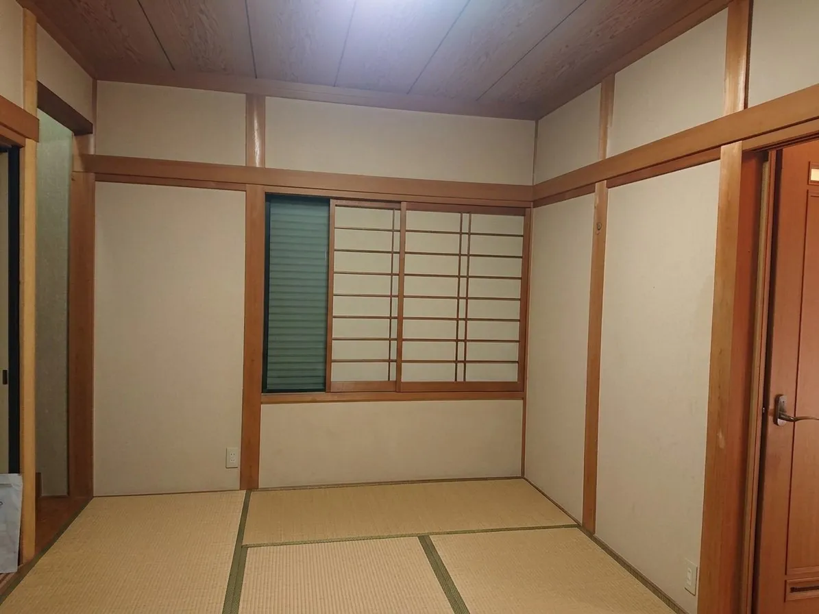 岸和田市箕土路町